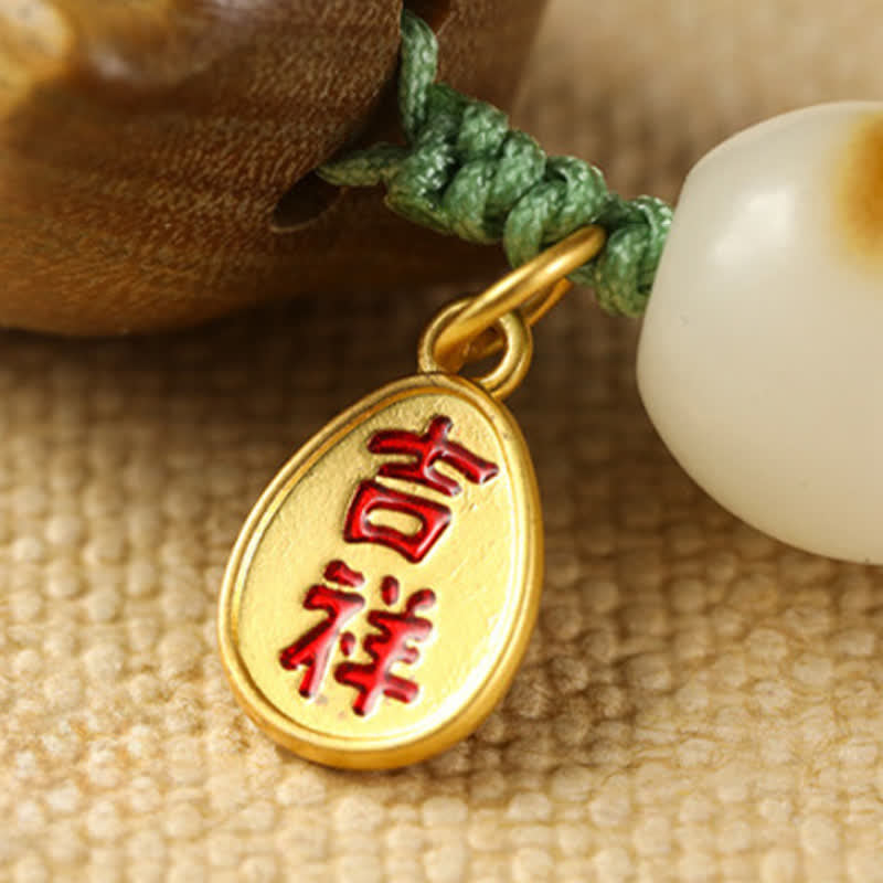 Buddha Stones Green Sandalwood Cat Hand-Woven Soothing Keychains